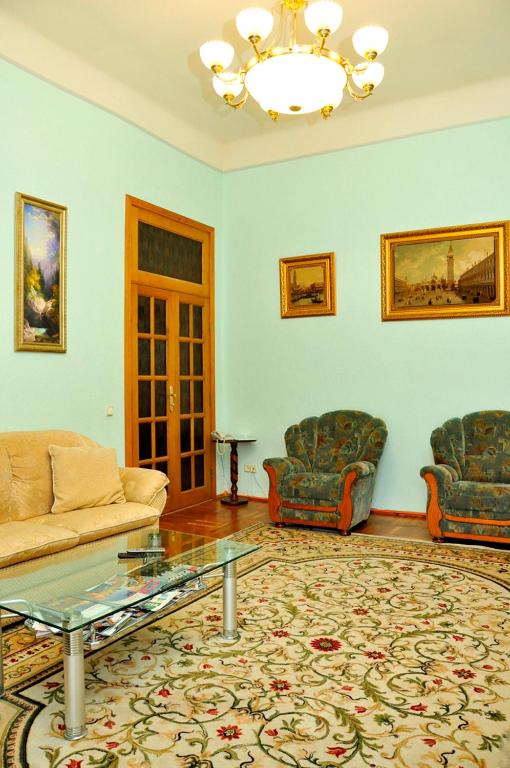 Central Area Apartments - Superior Double Room With Two Double Beds