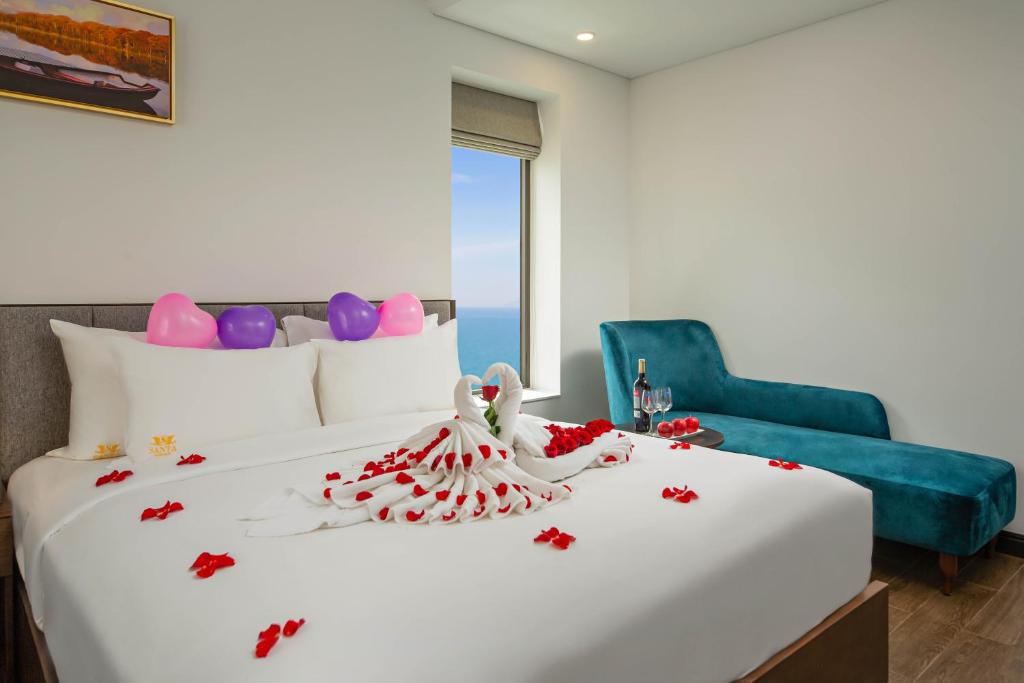 Santa Suite Ocean View with Balcony