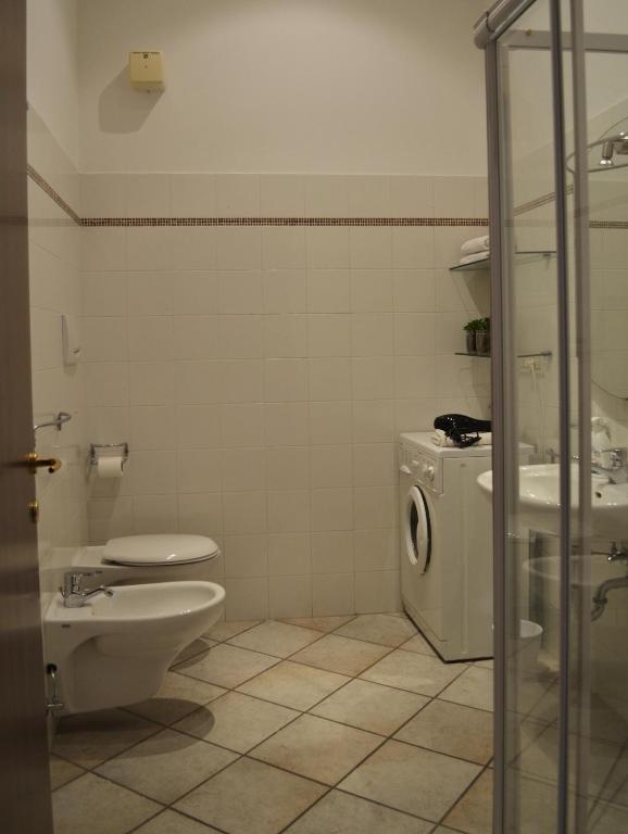 A bathroom at My Suite Home - Riva del Garda