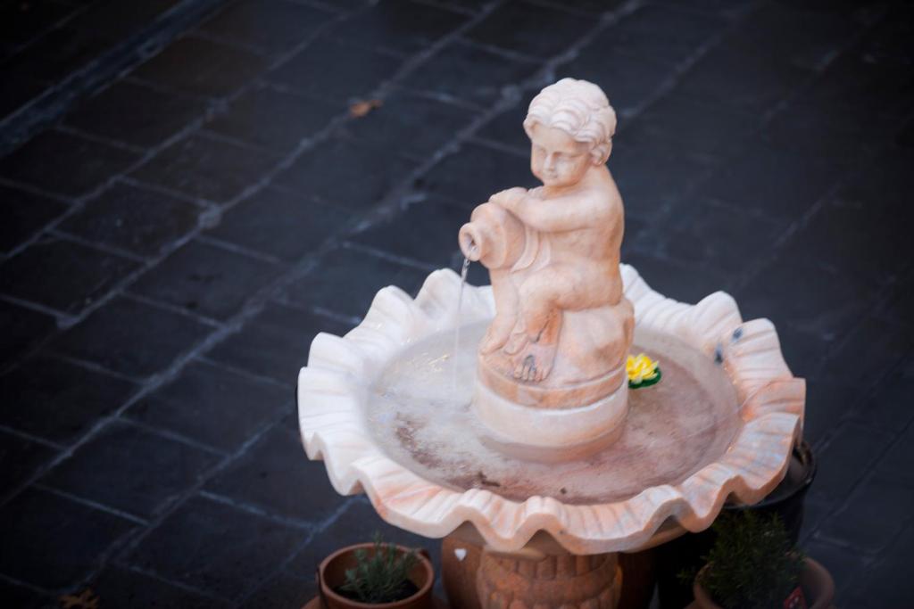 The Salisbury - Resim 14