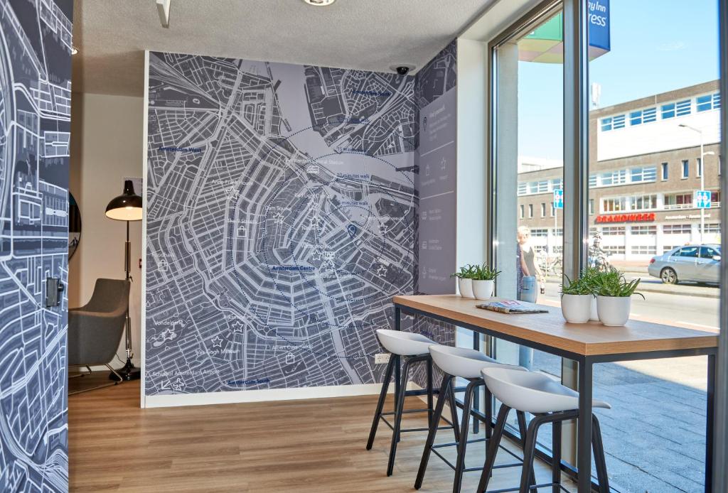 Holiday Inn Express Amsterdam - City Hall by IHG - Resim 26