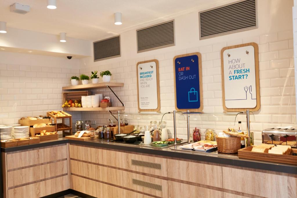 Holiday Inn Express Amsterdam - City Hall by IHG - Resim 22