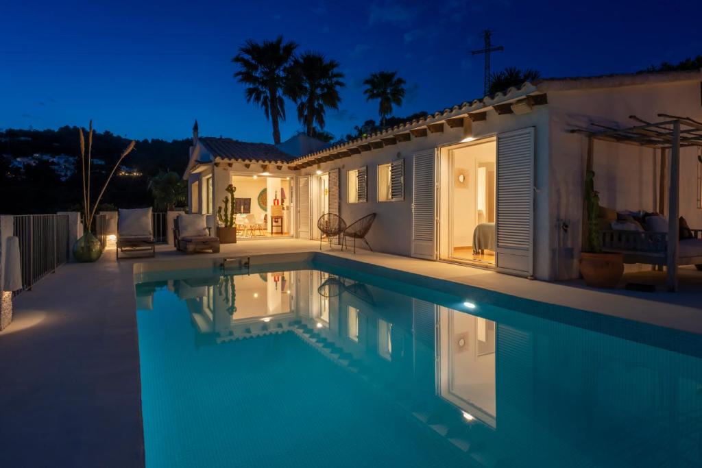 Bazén v ubytování Caballito de Mar Boutique Hotel nebo v jeho okolí