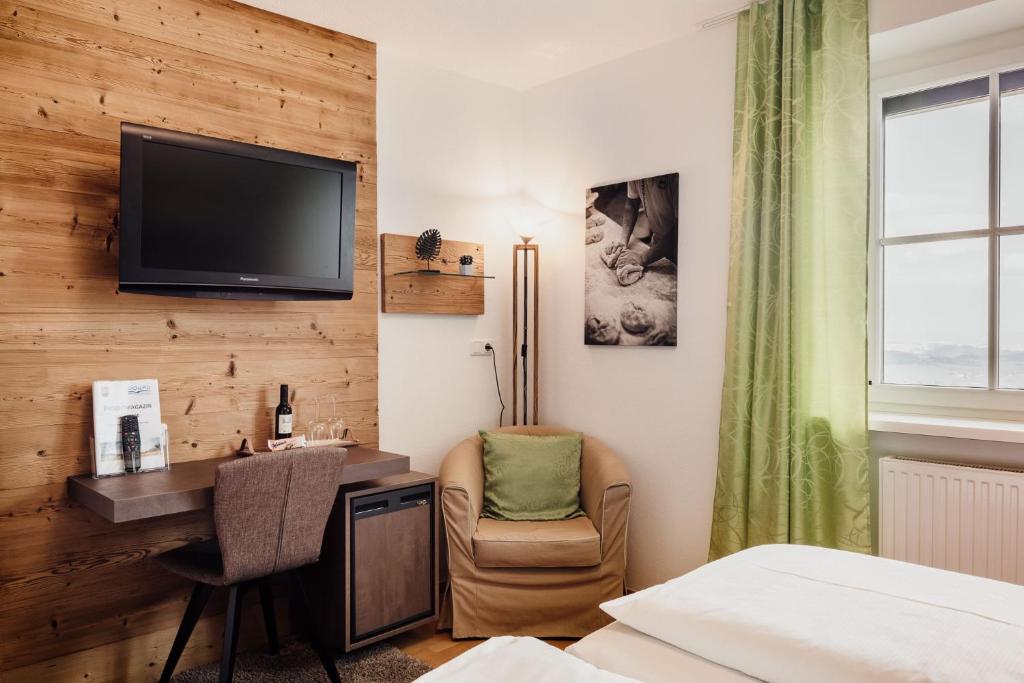 TV a/nebo společenská místnost v ubytování Pension Panoramablick