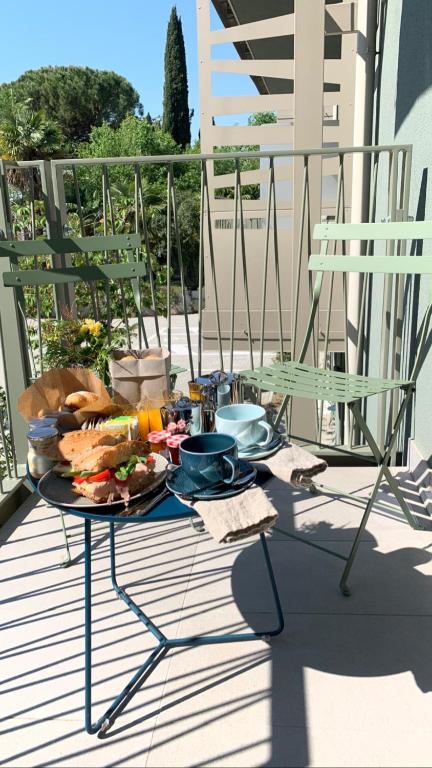 A balcony or terrace at HT Hotel Trieste