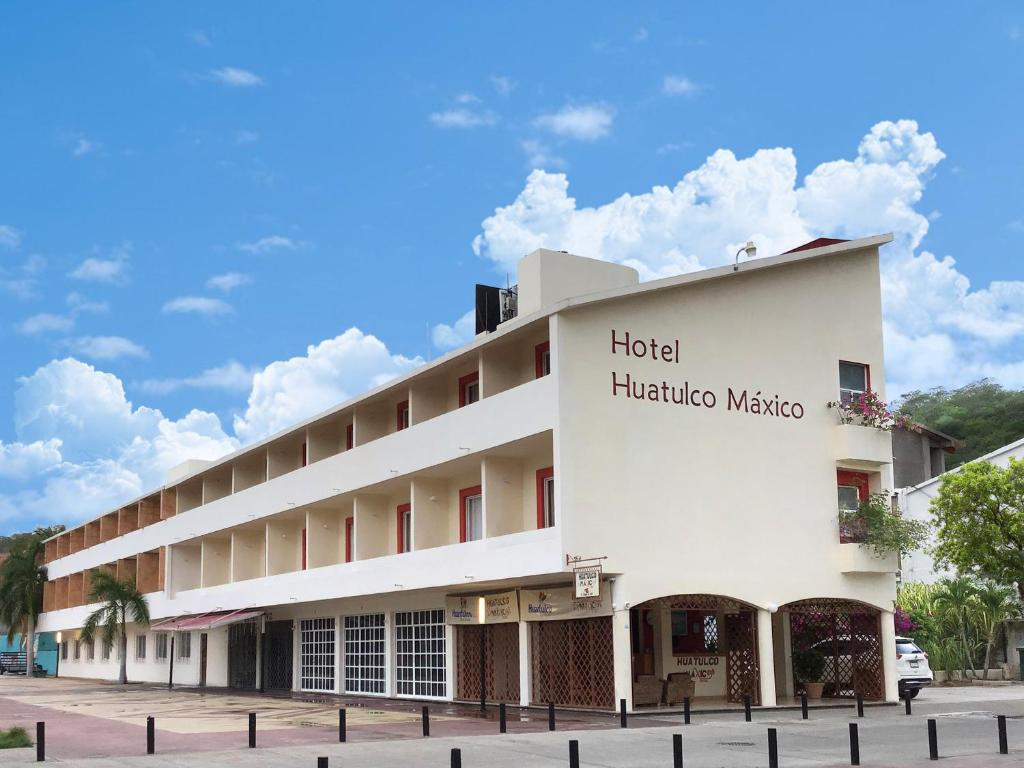 una representación del hotel hilton mactaza en Hotel Huatulco Máxico en Santa Cruz - Huatulco