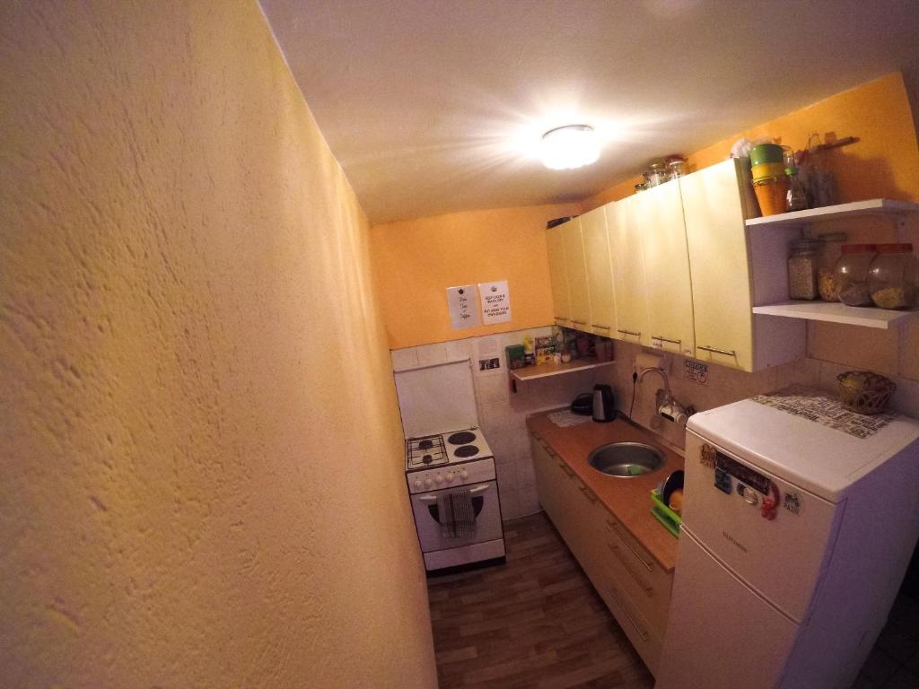 Kuchyň nebo kuchyňský kout v ubytování Hostel Taso's House
