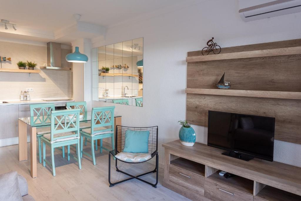 Kuchyňa alebo kuchynka v ubytovaní Apartamentos Stil Mar Anna - Stil Mar Jardin Anna