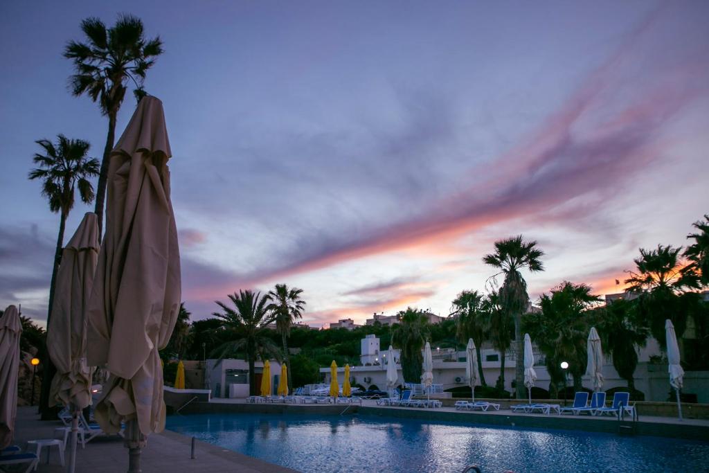 Bazén v ubytování Beach Garden Hotel nebo v jeho okolí