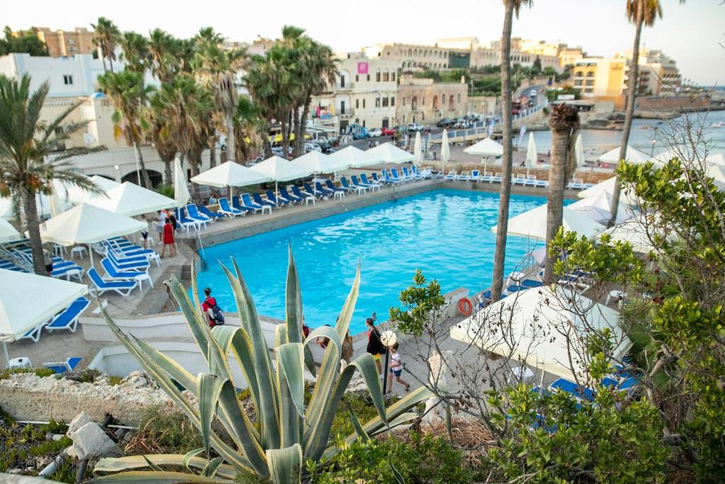 Bazén v ubytování Beach Garden Hotel nebo v jeho okolí