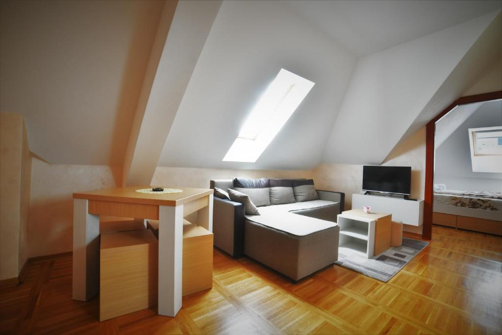 Apartman NENA LA VIDA - Two-Bedroom Apartment