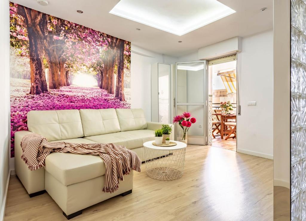 Blue & Red by Sol Maestranza - 18