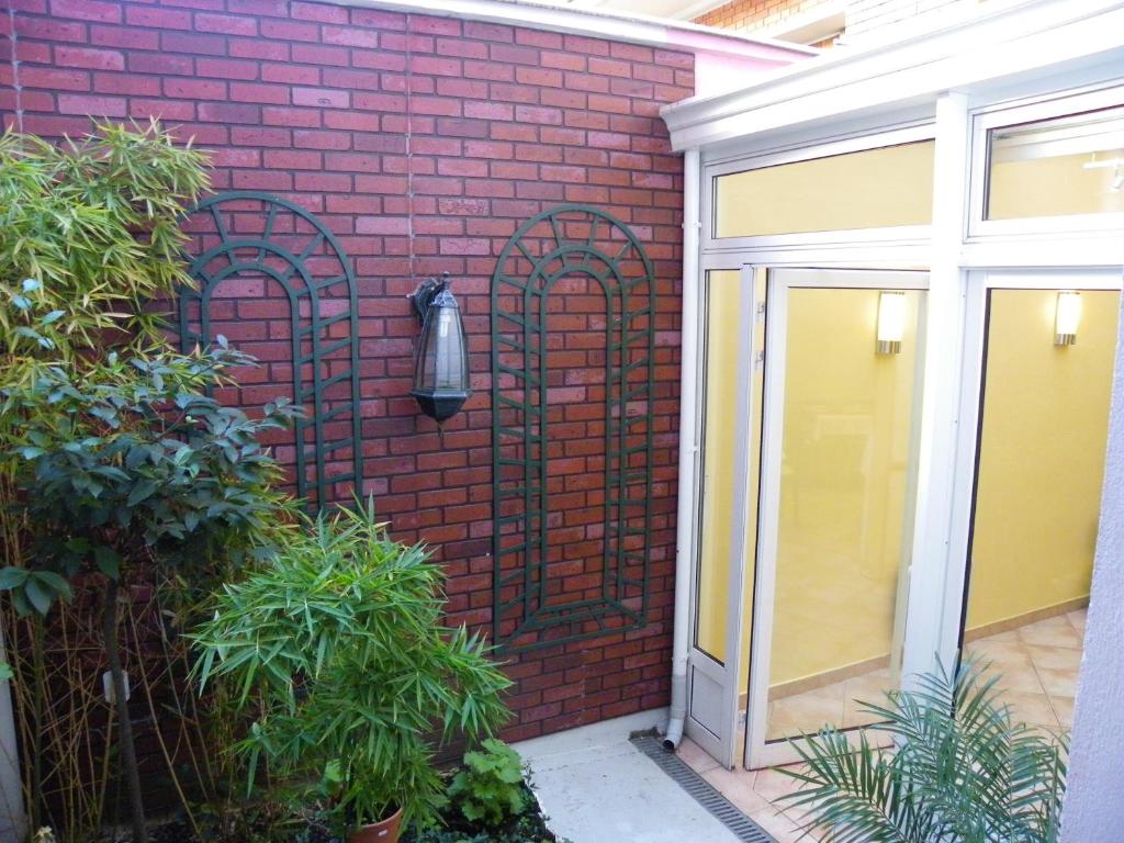 Hôtel Poussin - Resim 36