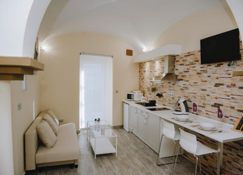 ERES EMÉRITA "Apartamentos & Suites" - 1