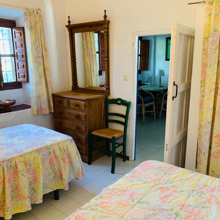 La Casita Blanca- La Almona Chica, El Chorro – Updated 2022 ...