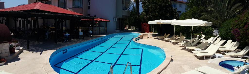 Бассейн в Kemer Hotel или поблизости