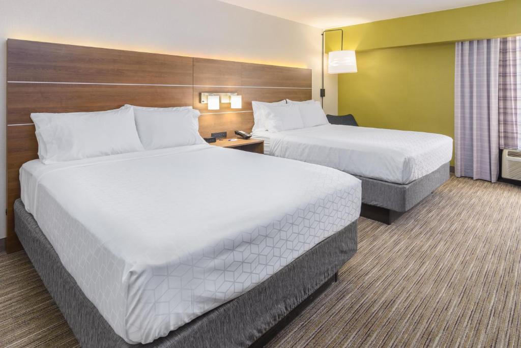Holiday Inn Express Southington, an IHG Hotel - Standard Queen Room With Two Queen Beds