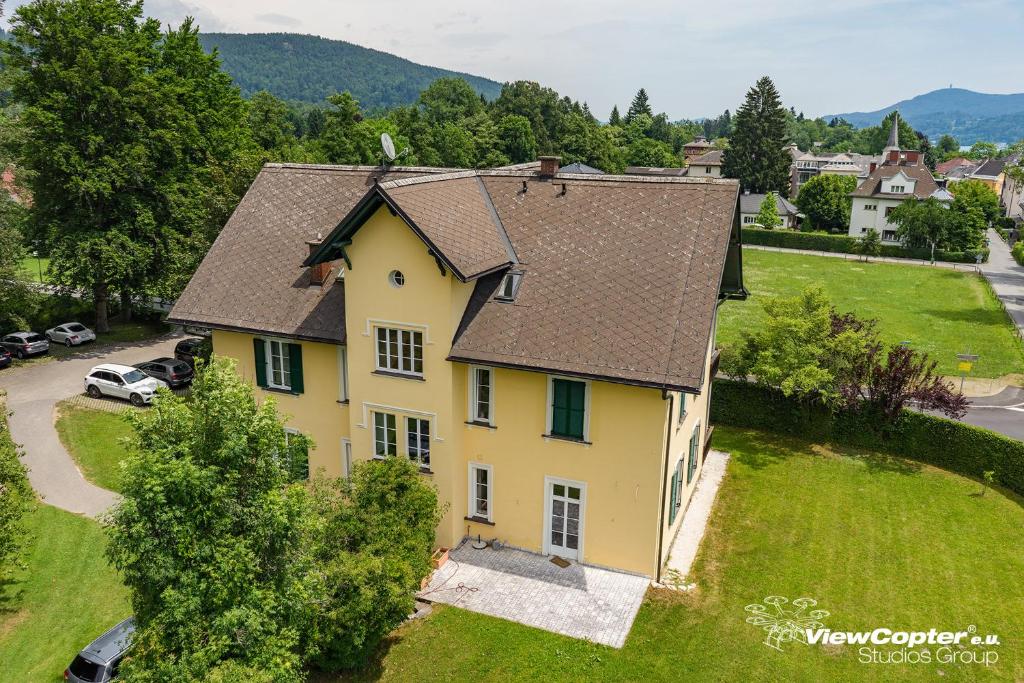 Nespecifikovaný výhled na hory nebo výhled na hory při pohledu z apartmánu