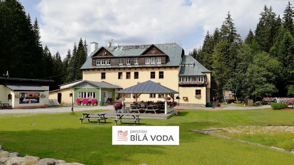 Zahrada ubytování Penzion Bílá voda