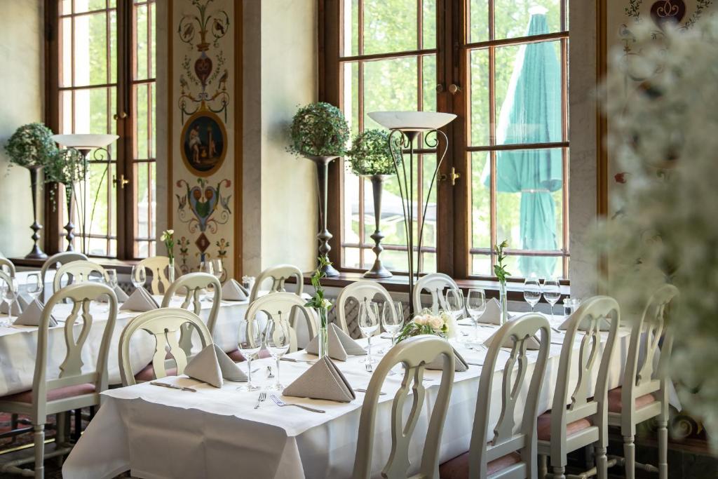Restaurace v ubytování Rånäs Slott