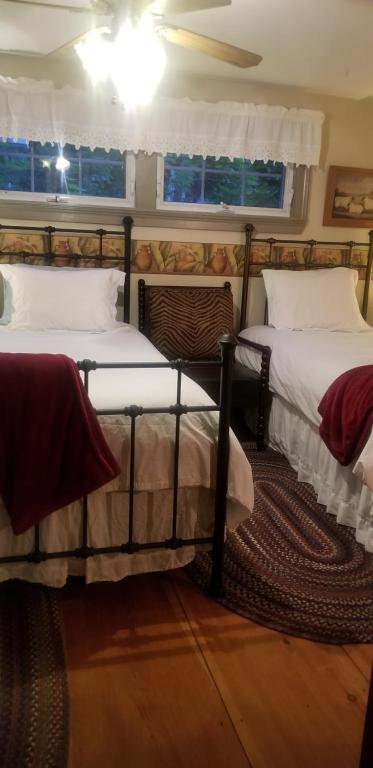 Widow Avery House - Housity