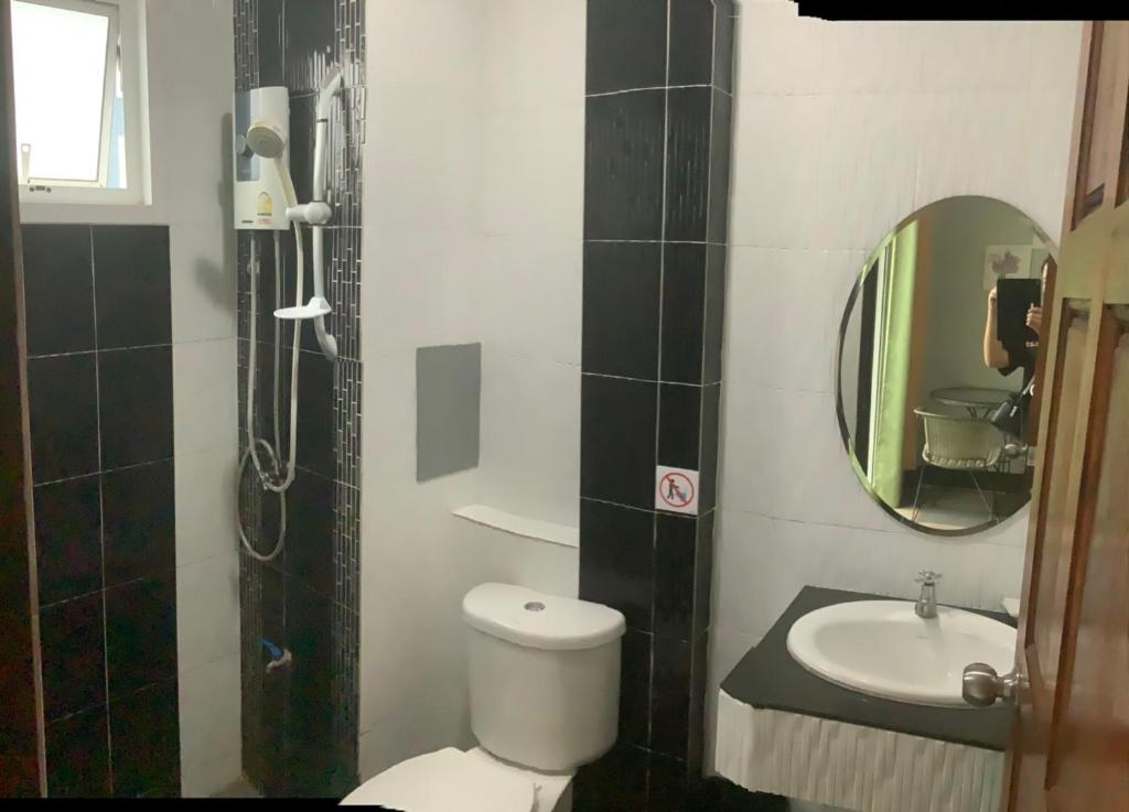Koupelna v ubytování Nasa Hotel