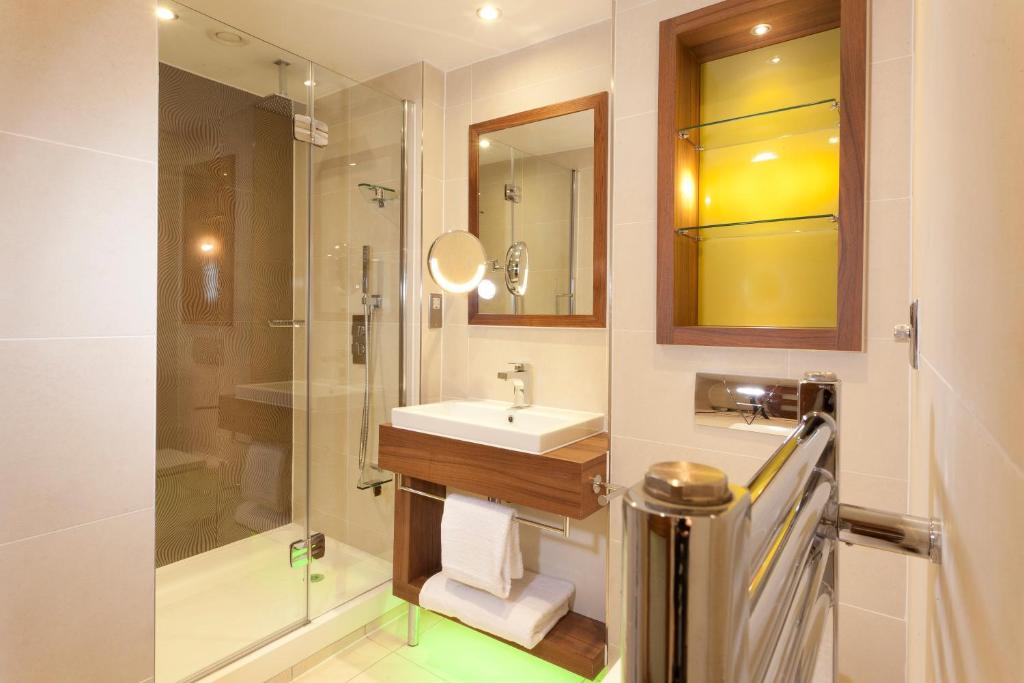 Koupelna v ubytování Hotel Indigo Edinburgh by IHG