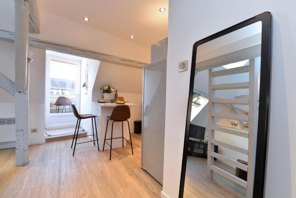 Appartement La petite terrasse sur les toits – photo 7
