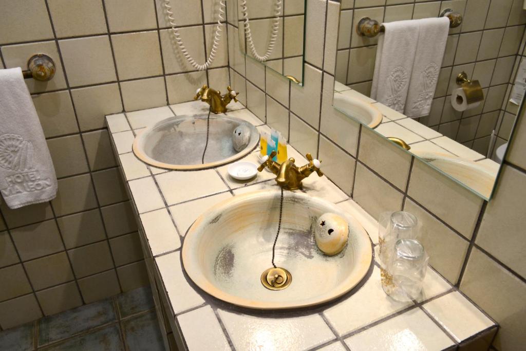 Kúpeľňa v ubytovaní Hotel Alda Vía León
