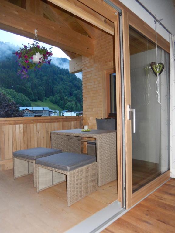 Balkón nebo terasa v ubytování Haus Bergquell