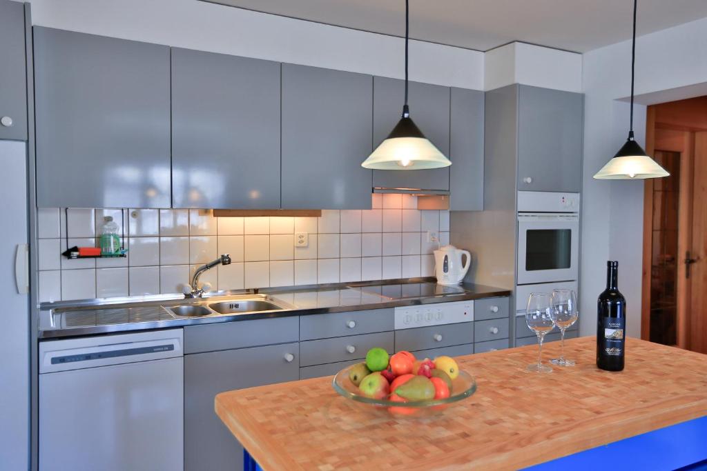 Kuchyň nebo kuchyňský kout v ubytování Ferienwohnung Steinröschen