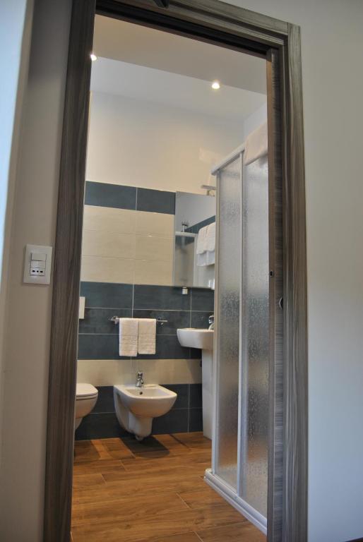 Koupelna v ubytování Hotel Villa Mon Toc