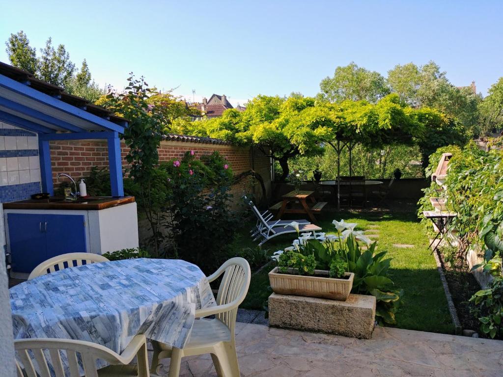 Doubs Séjour - Maison de vacances - Casa De Dos Dormitorios