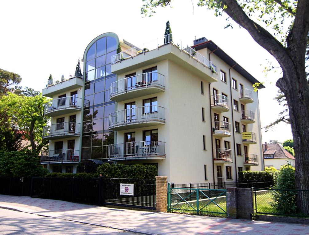 Budova, v ktorej sa apartmán nachádza