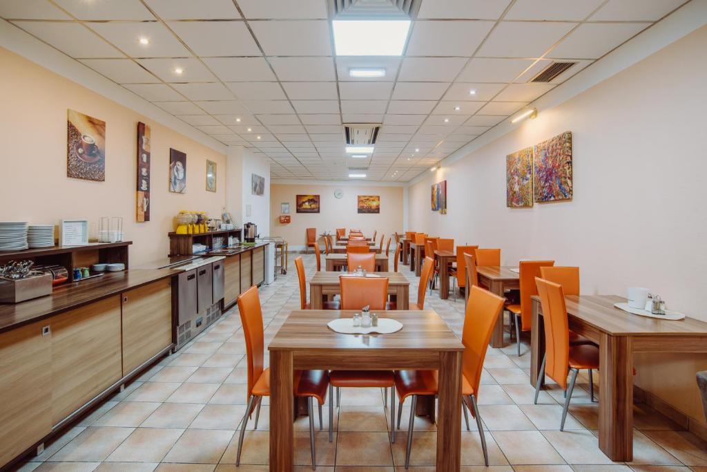 Alper Hotel am Potsdamer Platz - Resim 30