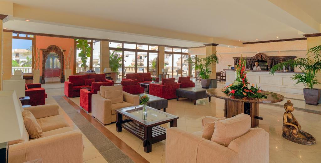 Posezení v ubytování Regency Country Club, Apartments Suites