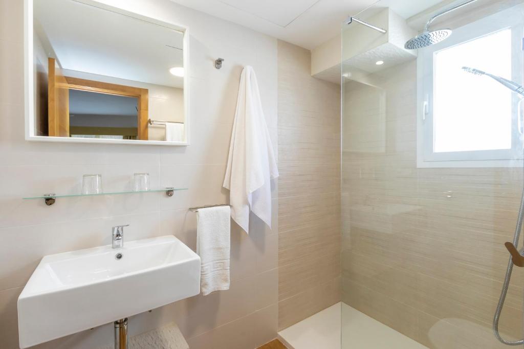 Hostal Manolita, San Antonio – Precios actualizados 2023