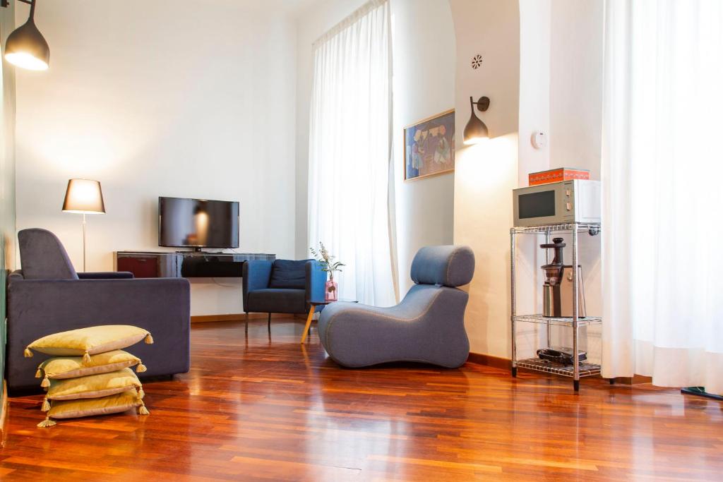 TrastevereHome- Garibaldi Apartment, World Around Corner