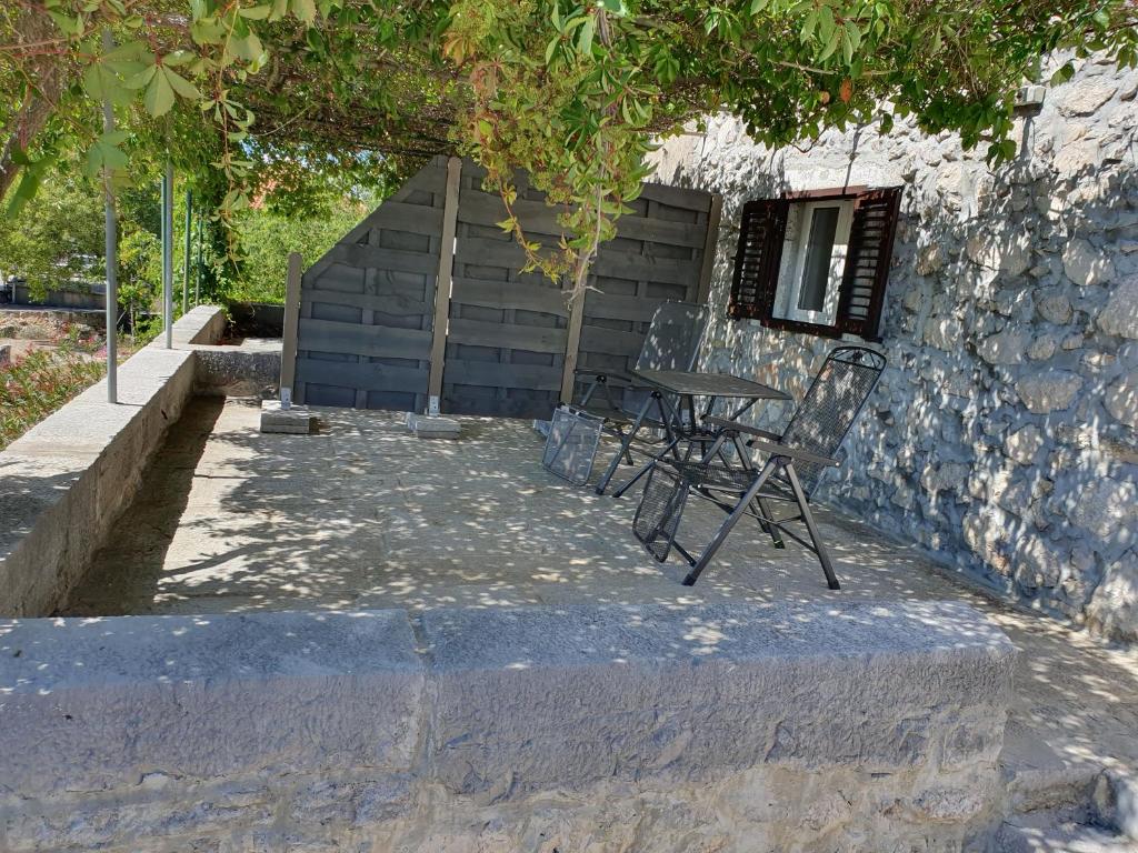Fotografie z fotogalerie ubytování Villa Diny with Pool v destinaci Pinezici