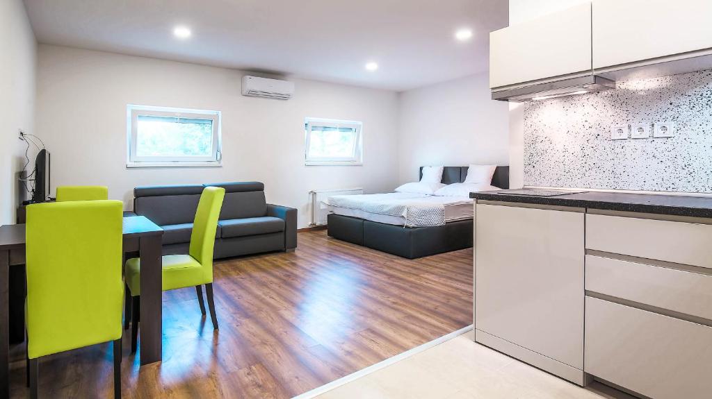 Posedenie v ubytovaní White Apartman Siófok 2