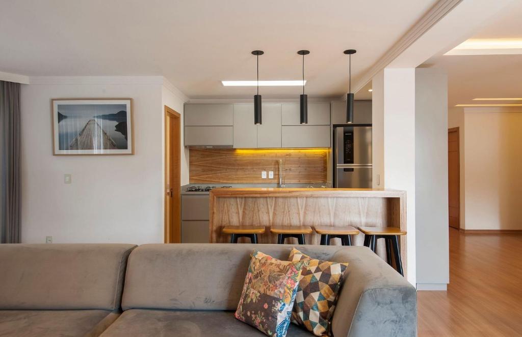 FLORES DA MONTANHA 203 A - 3 SUÍTES NA BORGES!  FLORES DA MONTANHA 203 A - 3 SUÍTES NA BORGES!