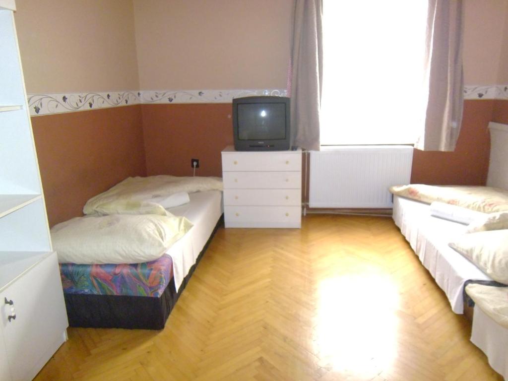 Zdjęcie z galerii obiektu Balatoni Nyár Vendégház w mieście Balatonendréd