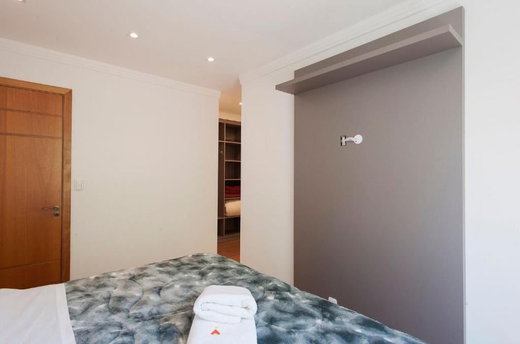 FLORES DA MONTANHA 203 A - 3 SUÍTES NA BORGES!  FLORES DA MONTANHA 203 A - 3 SUÍTES NA BORGES!