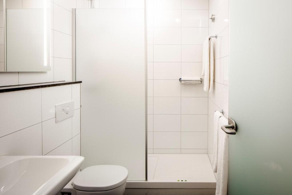 Holiday Inn Eindhoven Centre, an IHG Hotel - Standard Queen Room