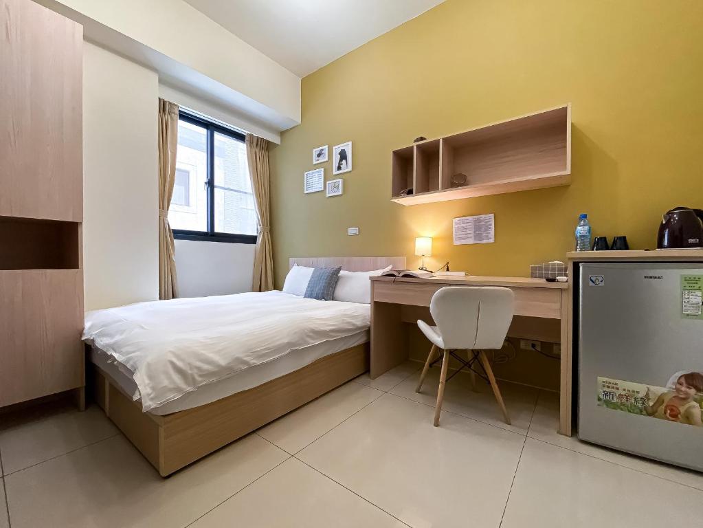 Adagio Hostel - Single Room With Private Bathroom