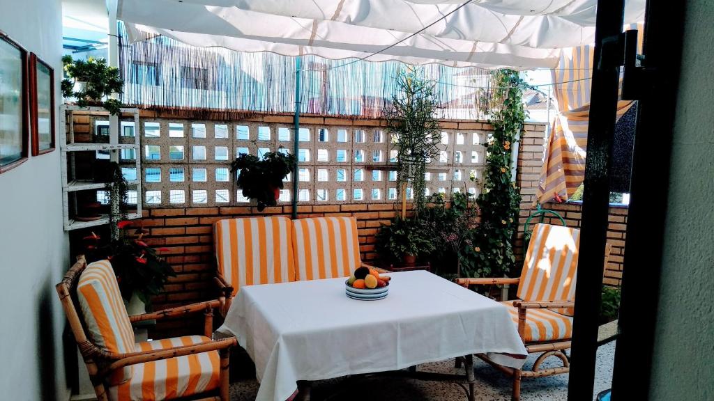 Posezení v ubytování Casa Sanabria habitaciones privadas en una vivienda particular