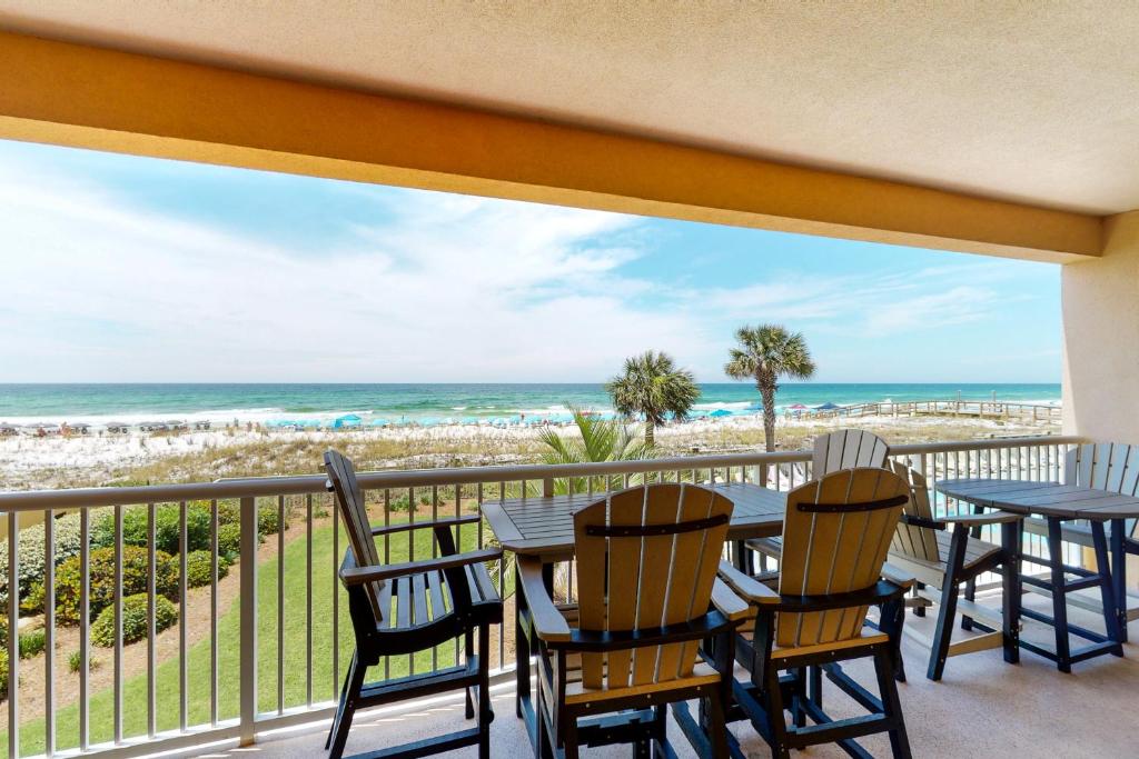 Gallery image of Azure Beah Resort - 2nd & 3rd Floor Condos in Fort Walton Beach