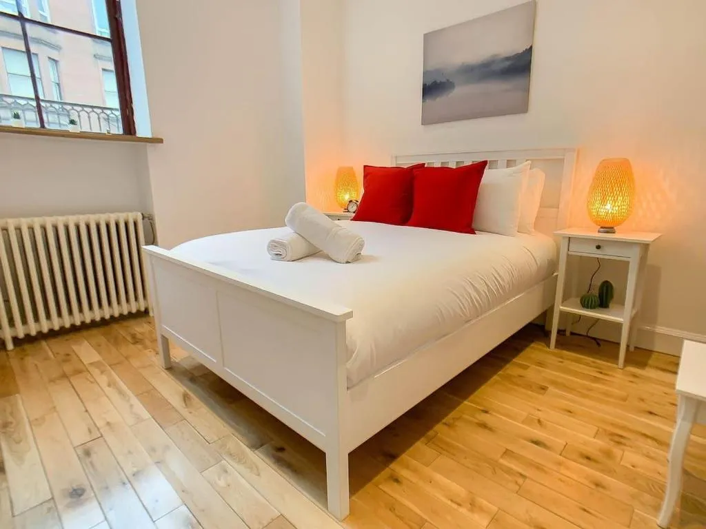 Glasgow City Centre - Free Parking - Entire Flat, Glasgow, Marea Britanie