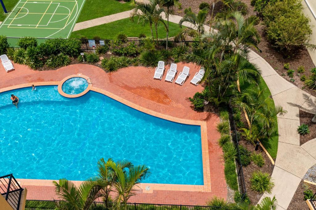 Bazén v ubytování Marcoola Beach Resort nebo v jeho okolí