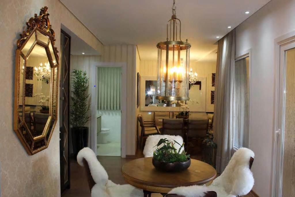 ALTOS 503A - COBERTURA 5 DORMITÓRIOS JUNTO À ALDEIA DO PAPAI NOEL!  ALTOS 503A - COBERTURA 5 DORMITÓRIOS JUNTO À ALDEIA DO PAPAI NOEL!